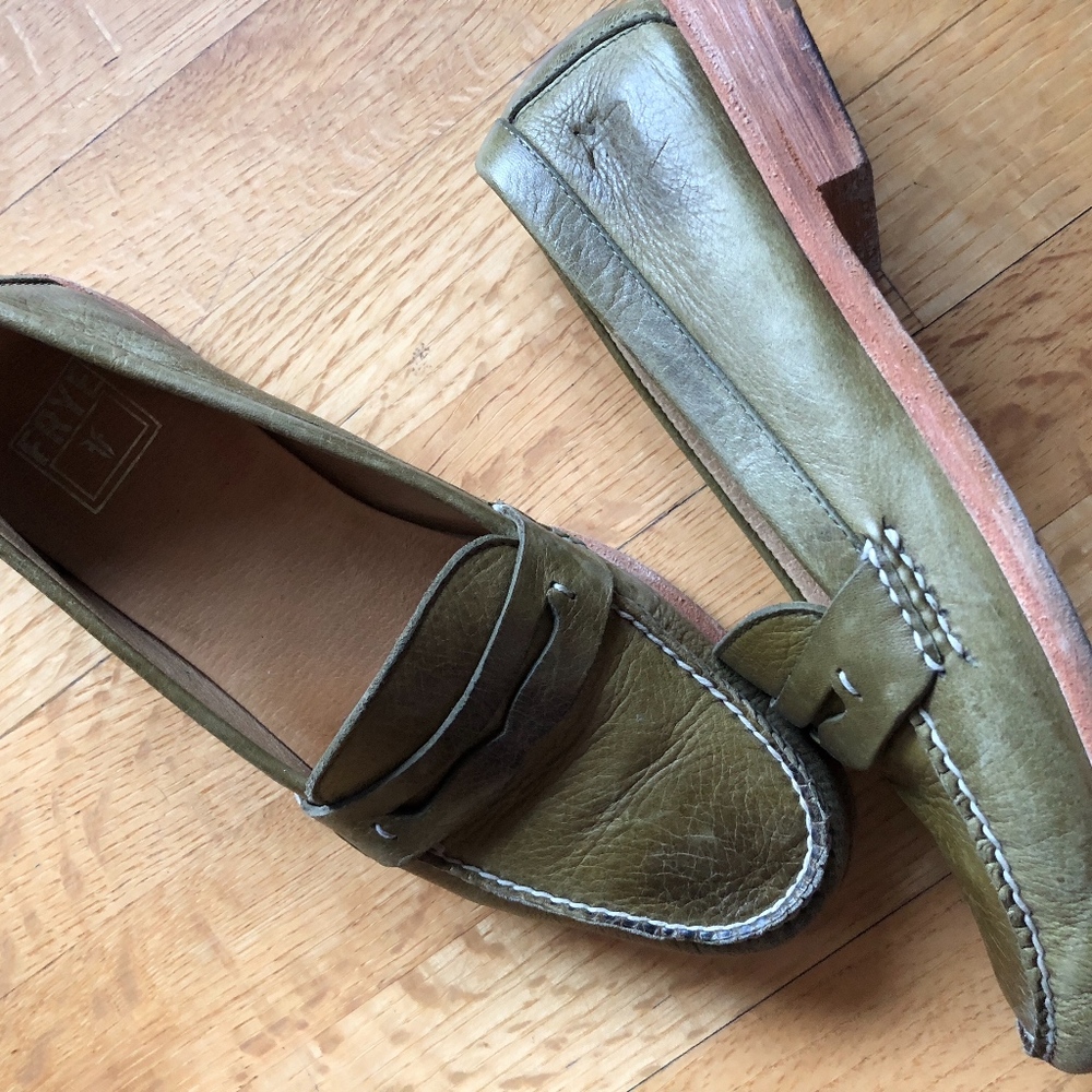 Frye Green Leather Loafers Size 7 Almost New